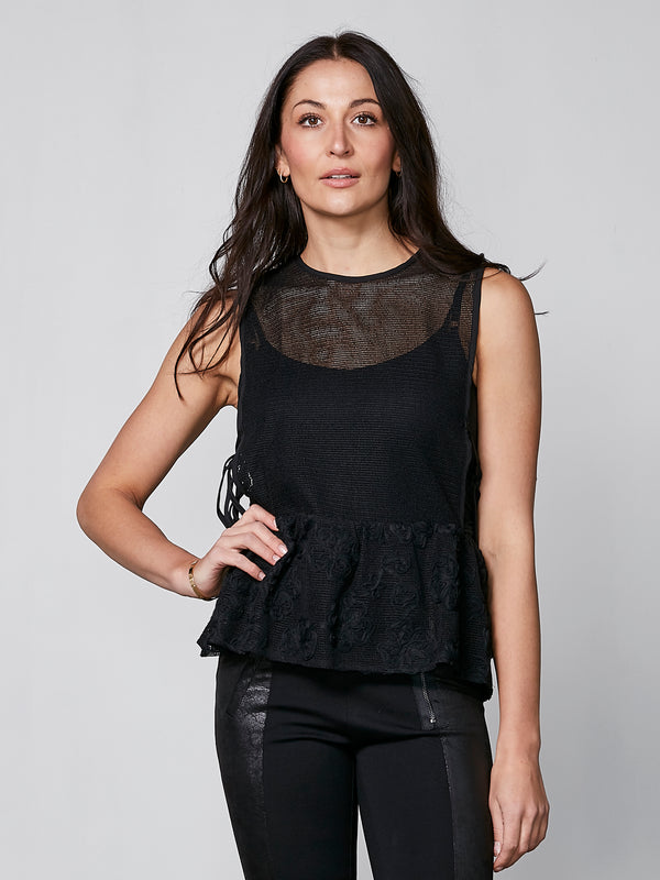 NÜ Haut YALDA Débardeurs et t-shirts Noir