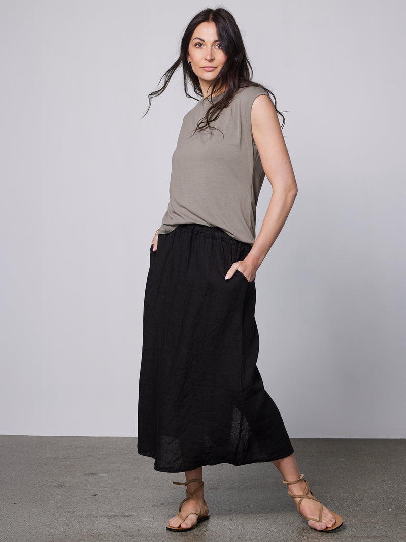 NÜ Haut YASMI Débardeurs et t-shirts 230 Mud