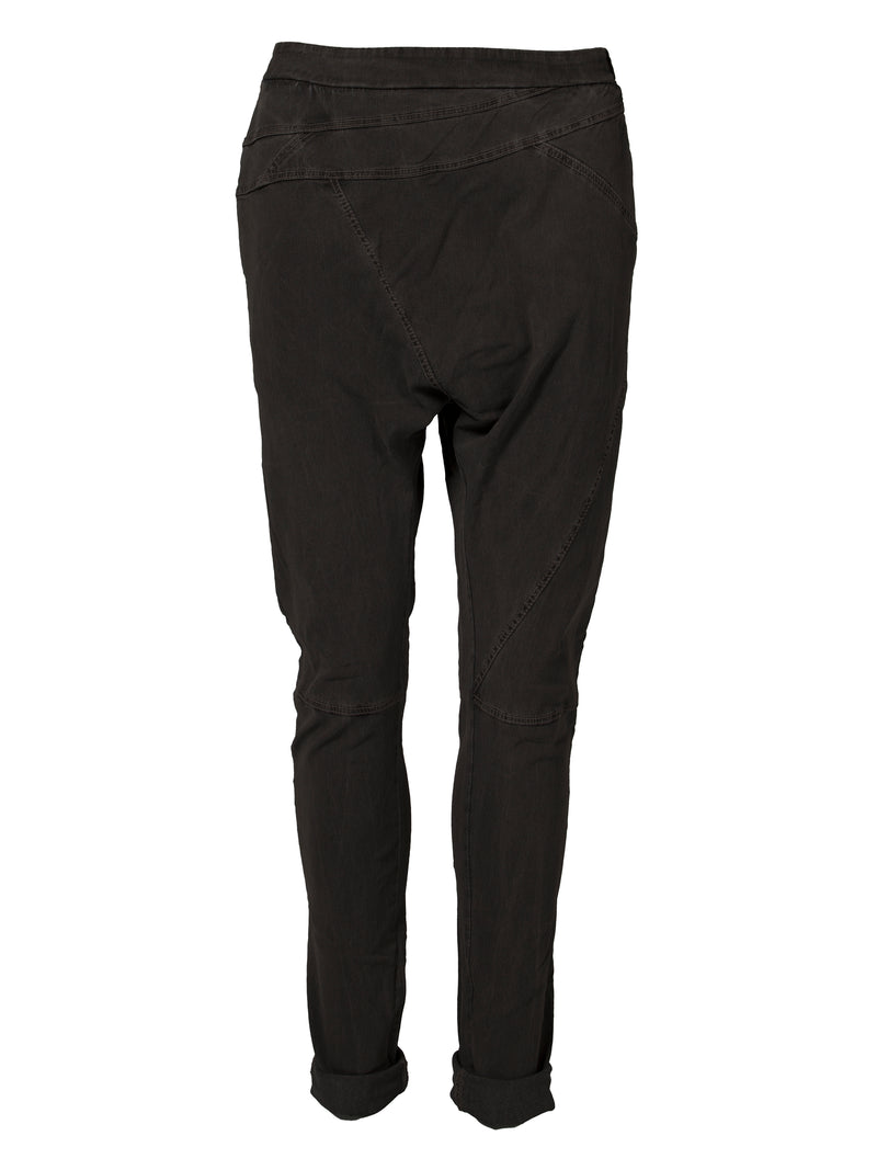 NÜ Pantalon CARMEN BAHAR Pantalons 000 Solid black