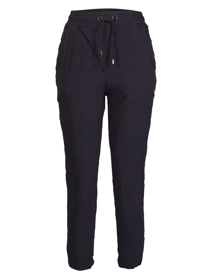 NÜ Pantalon VILDA Pantalons 482 Classic Navy