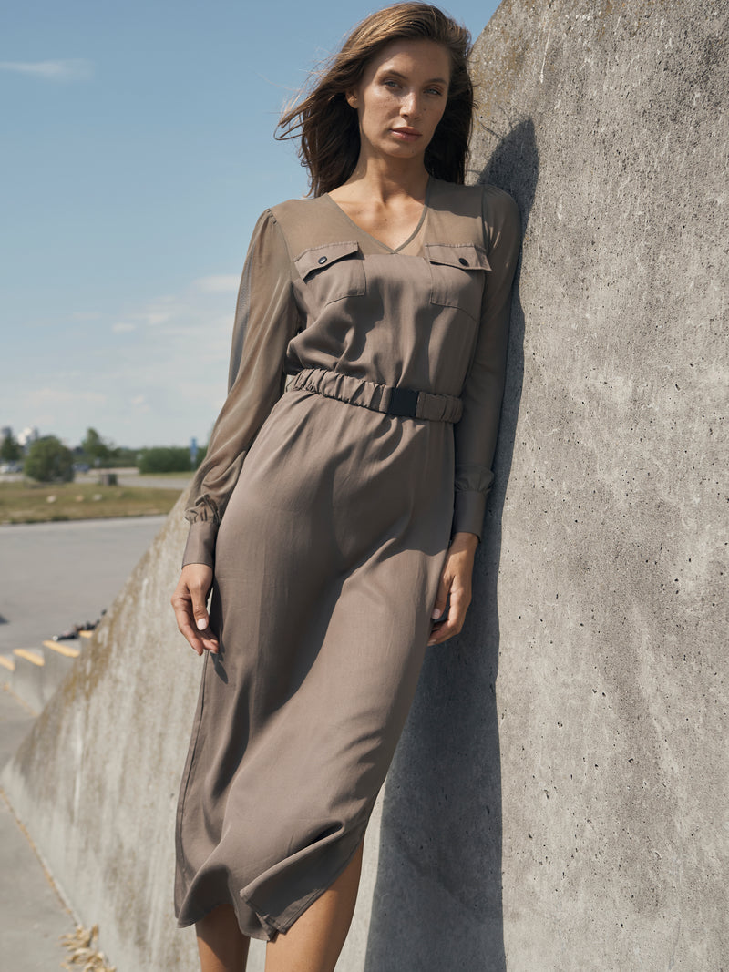 NÜ Robe YVE Robes 230 Mud