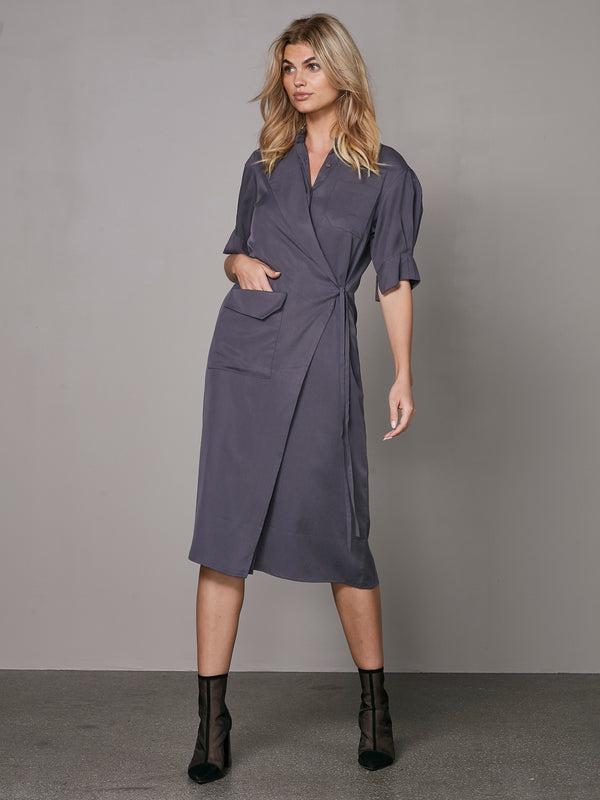 NÜ Robe portefeuille YMKE Robes 989 iron grey