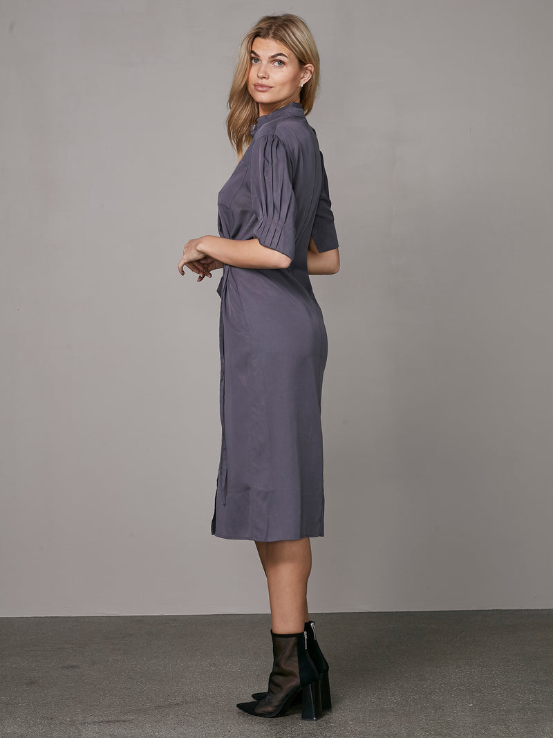 NÜ Robe portefeuille YMKE Robes 989 iron grey